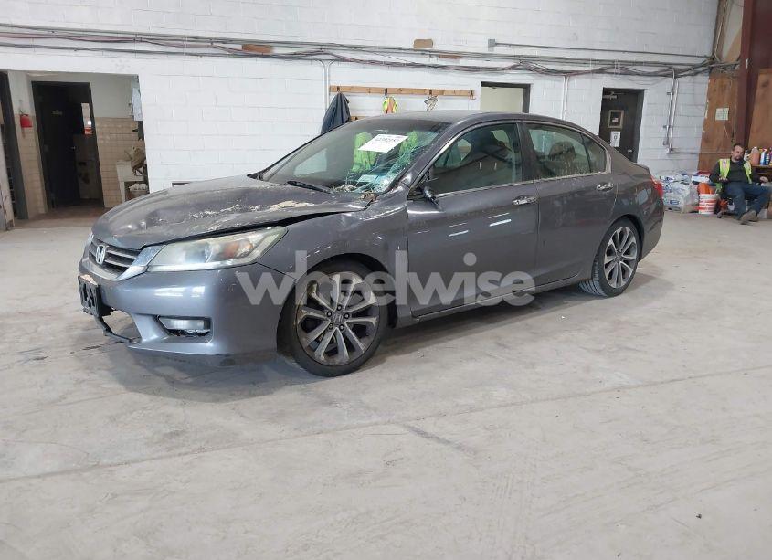 Photo 2 of 2014 Honda Accord SPORT (VIN 1HGCR2F54EA175324)