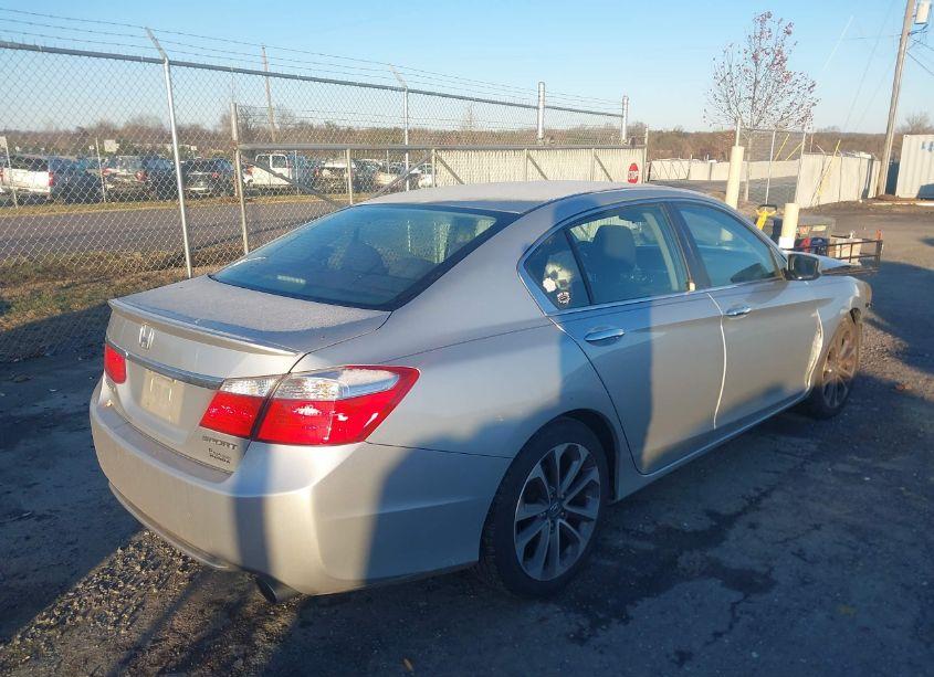 Photo 4 of 2014 Honda Accord SPORT (VIN 1HGCR2F54EA281501)