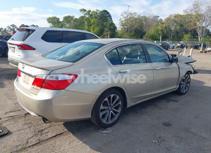 Photo 4 of 2015 Honda Accord SPORT (VIN 1HGCR2F54FA018958)