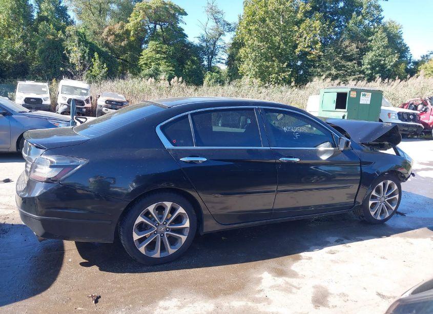 Photo 13 of 2015 Honda Accord SPORT (VIN 1HGCR2F54FA020290)