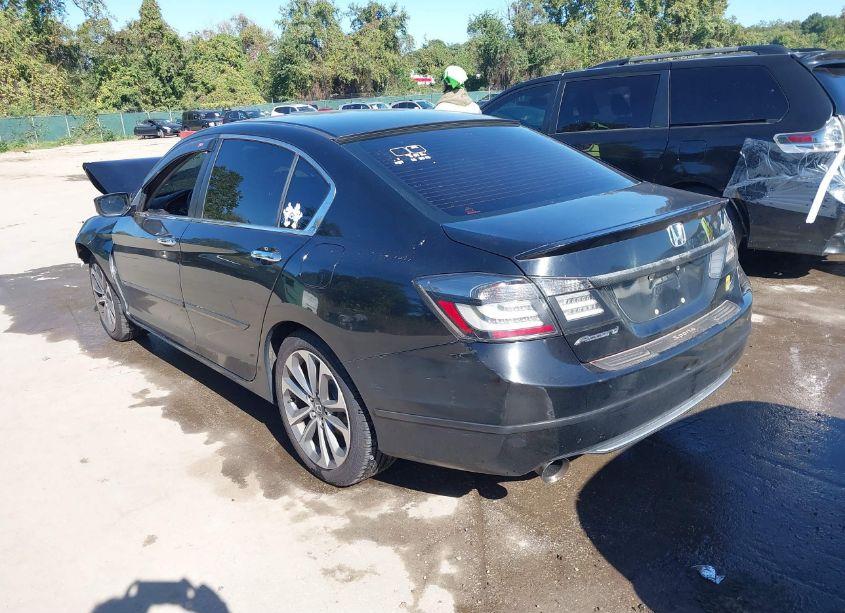 Photo 3 of 2015 Honda Accord SPORT (VIN 1HGCR2F54FA020290)