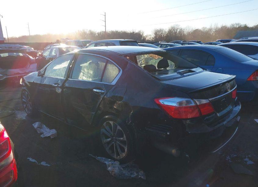 Photo 3 of 2015 Honda Accord SPORT (VIN 1HGCR2F54FA051698)