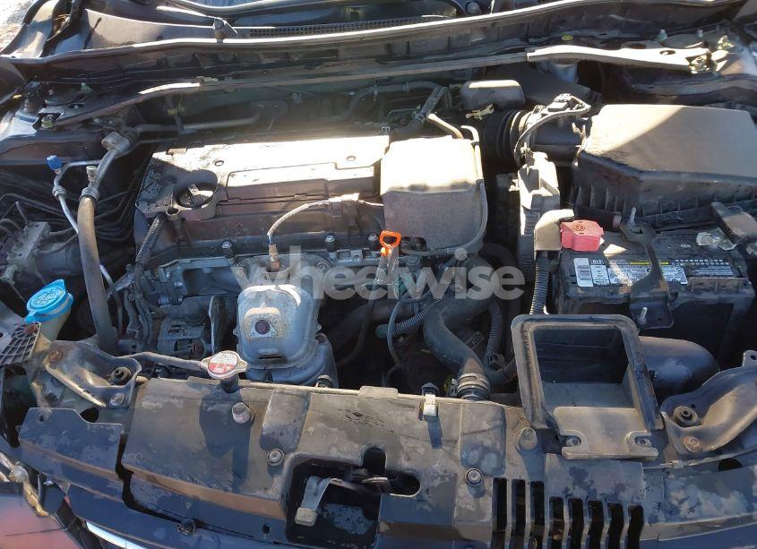 Photo 10 of 2015 Honda Accord SPORT (VIN 1HGCR2F54FA053063)