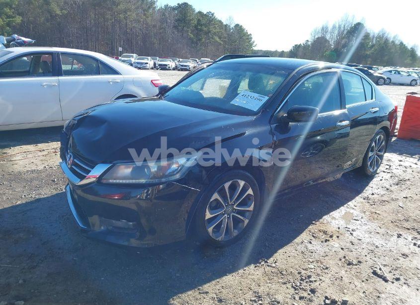 Photo 2 of 2015 Honda Accord SPORT (VIN 1HGCR2F54FA053063)