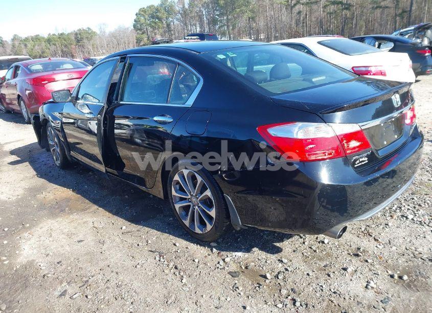 Photo 3 of 2015 Honda Accord SPORT (VIN 1HGCR2F54FA053063)