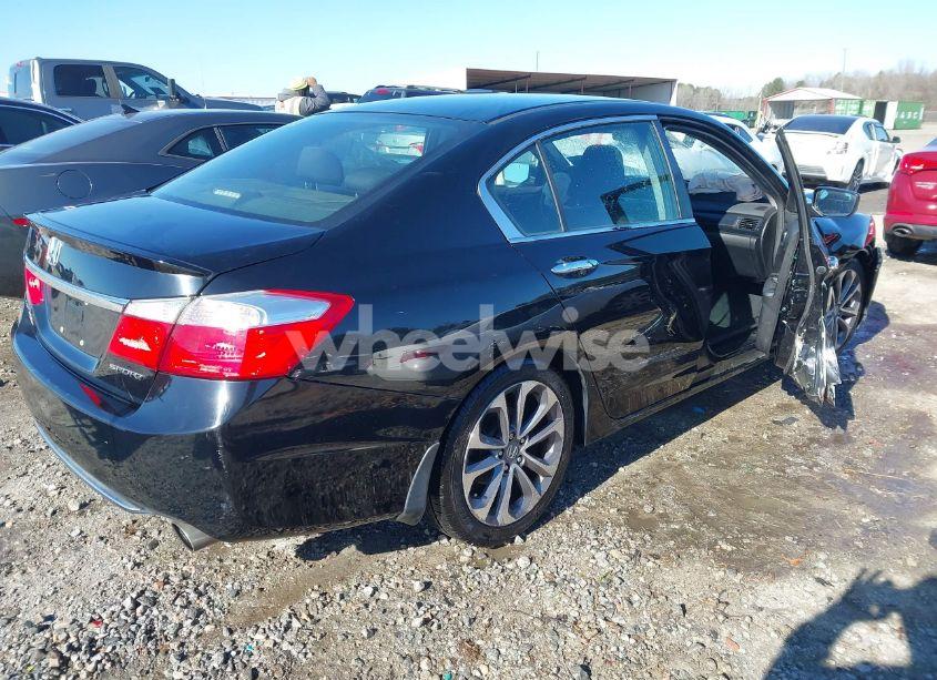 Photo 4 of 2015 Honda Accord SPORT (VIN 1HGCR2F54FA053063)