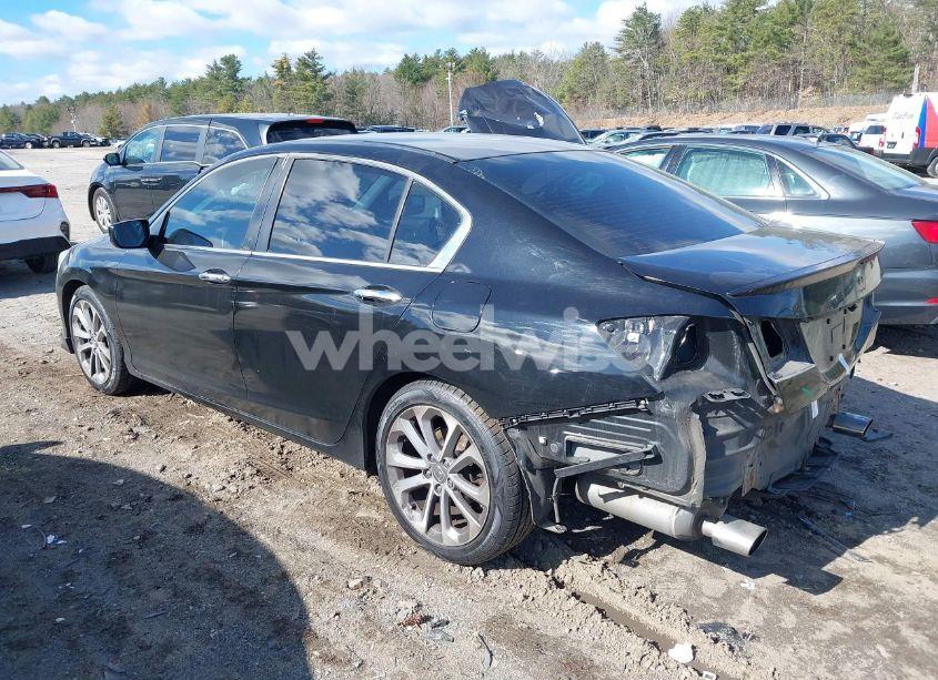 Photo 3 of 2015 Honda Accord SPORT (VIN 1HGCR2F54FA119840)