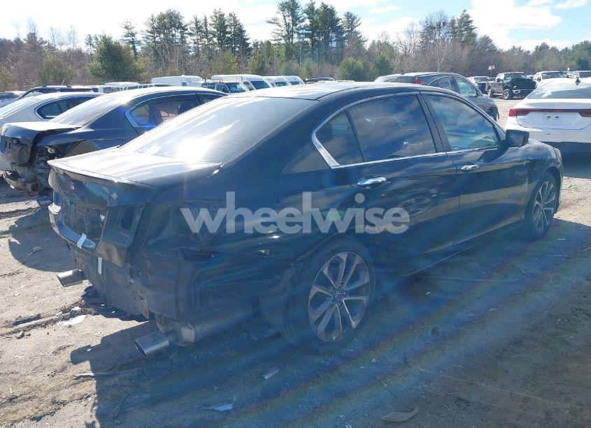 Photo 4 of 2015 Honda Accord SPORT (VIN 1HGCR2F54FA119840)