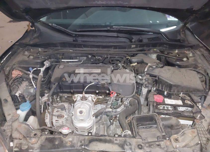 Photo 10 of 2015 Honda Accord SPORT (VIN 1HGCR2F54FA172523)