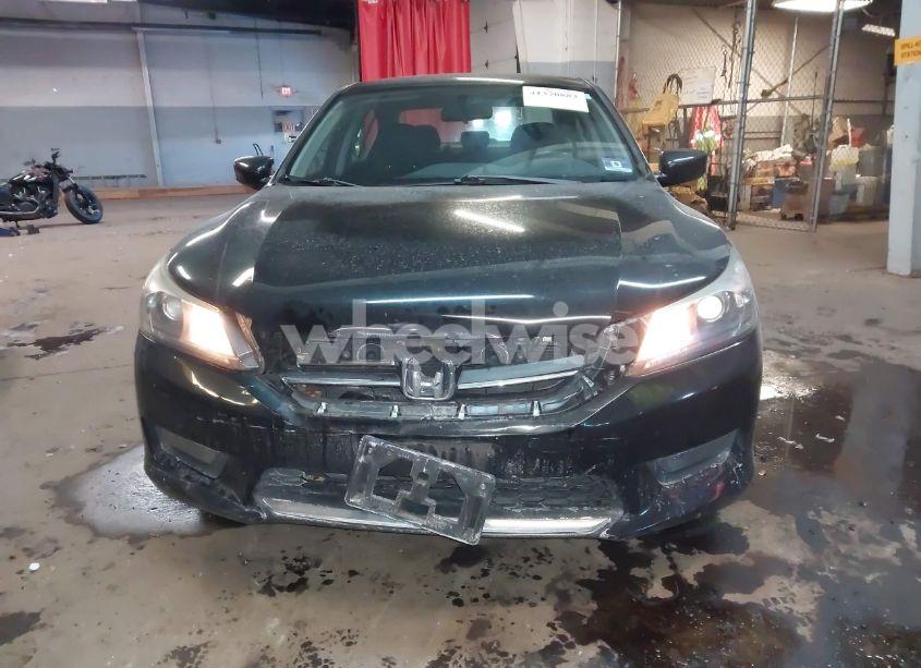 Photo 12 of 2015 Honda Accord SPORT (VIN 1HGCR2F54FA172523)