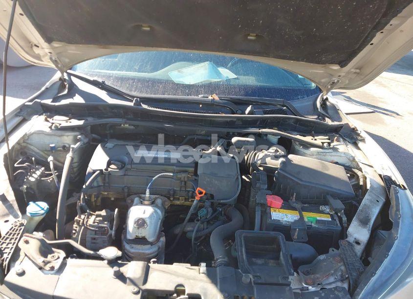 Photo 10 of 2015 Honda Accord SPORT (VIN 1HGCR2F54FA215533)