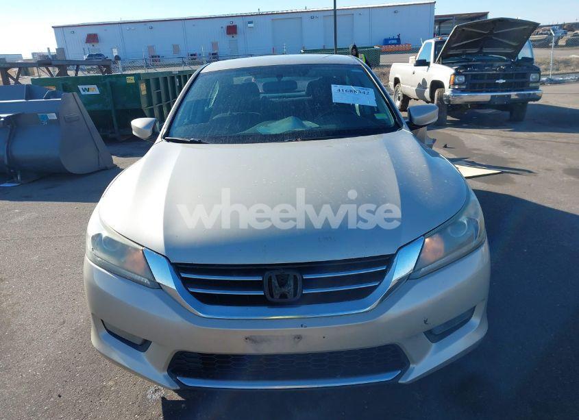 Photo 13 of 2015 Honda Accord SPORT (VIN 1HGCR2F54FA215533)