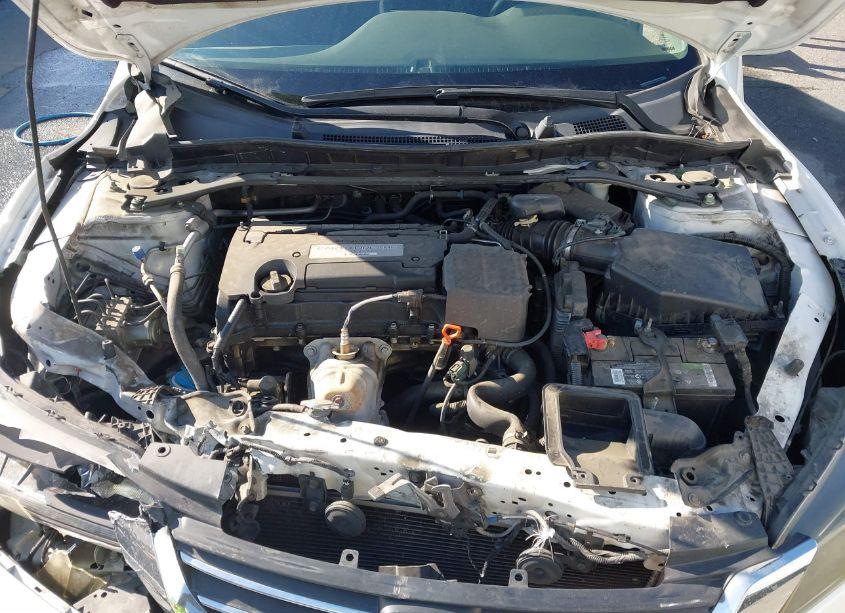 Photo 10 of 2015 Honda Accord SPORT (VIN 1HGCR2F54FA218948)