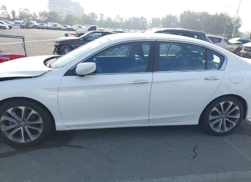 Photo 14 of 2015 Honda Accord SPORT (VIN 1HGCR2F54FA218948)