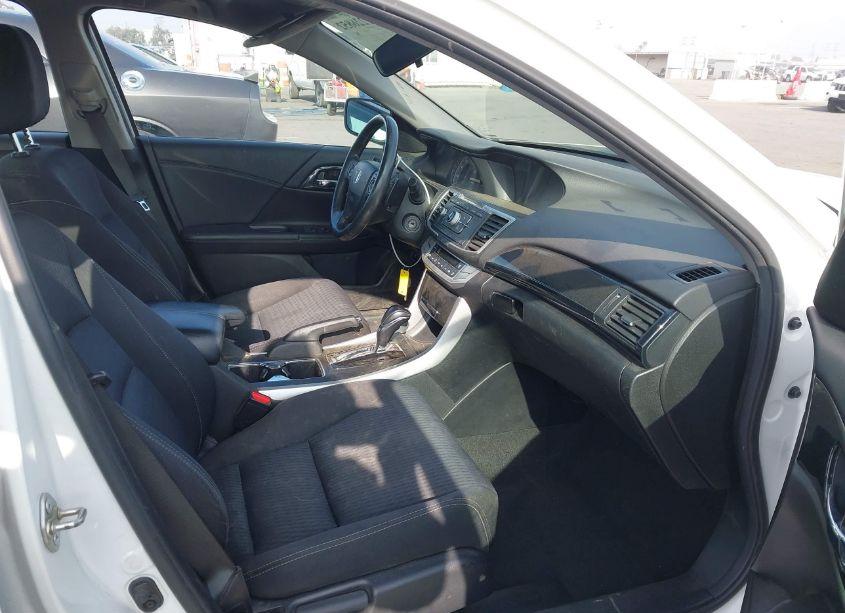 Photo 5 of 2015 Honda Accord SPORT (VIN 1HGCR2F54FA218948)