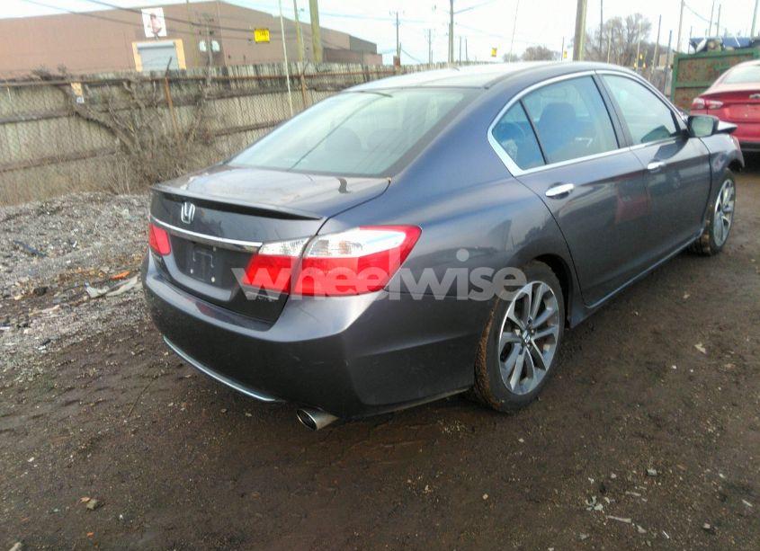 Photo 4 of 2015 Honda Accord SPORT (VIN 1HGCR2F54FA222823)