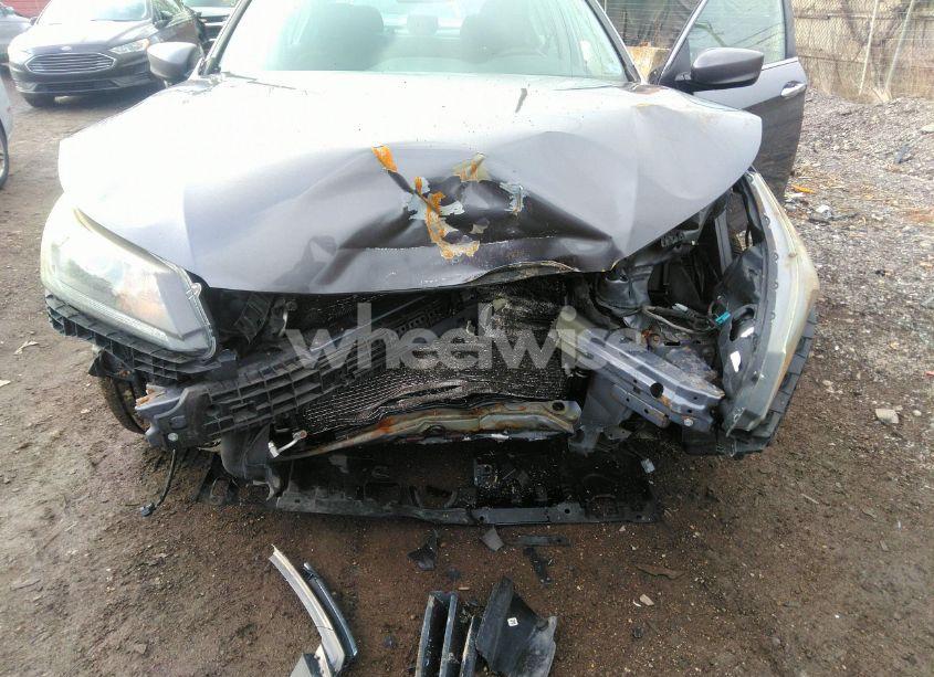 Photo 6 of 2015 Honda Accord SPORT (VIN 1HGCR2F54FA222823)