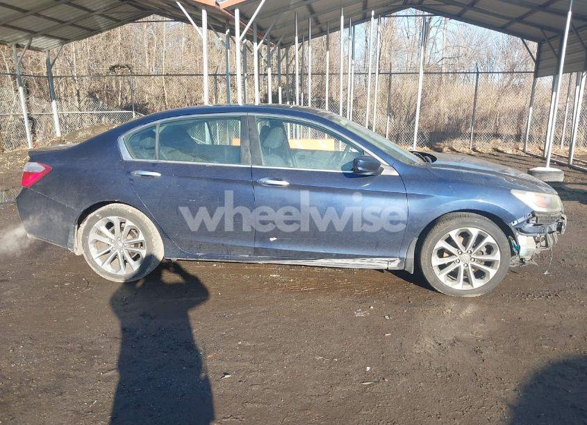 Photo 13 of 2015 Honda Accord SPORT (VIN 1HGCR2F54FA226371)