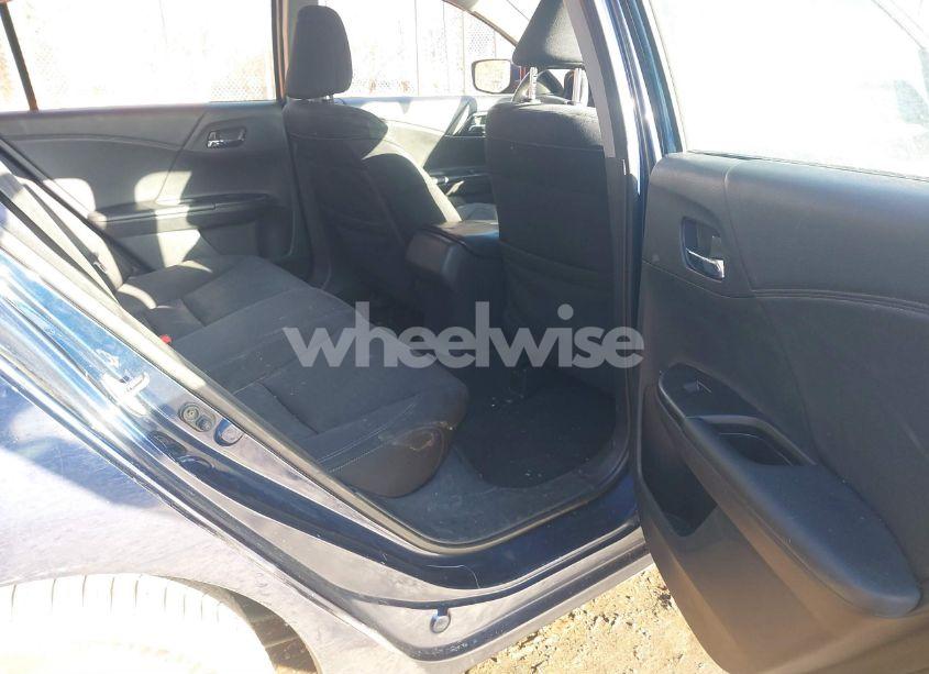 Photo 8 of 2015 Honda Accord SPORT (VIN 1HGCR2F54FA226371)