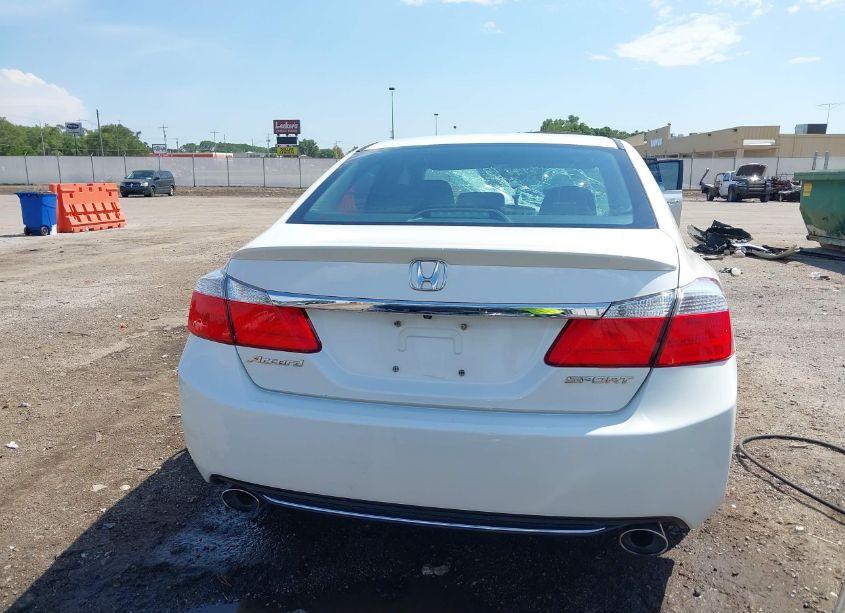 Photo 16 of 2015 Honda Accord SPORT (VIN 1HGCR2F54FA248998)