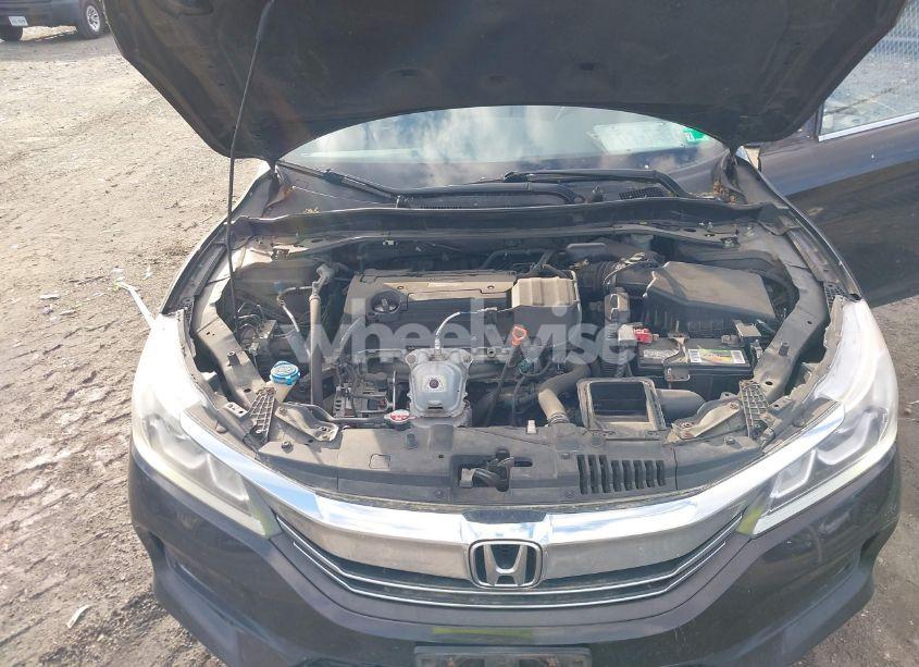 Photo 10 of 2016 Honda Accord SPORT (VIN 1HGCR2F54GA037785)