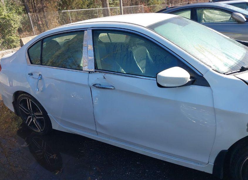 Photo 13 of 2016 Honda Accord SPORT (VIN 1HGCR2F54GA047717)