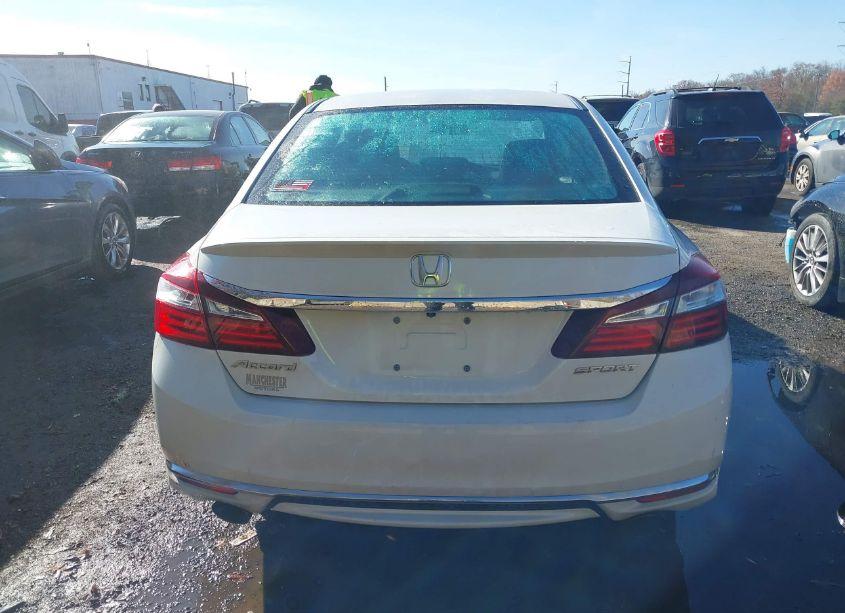 Photo 16 of 2016 Honda Accord SPORT (VIN 1HGCR2F54GA047717)