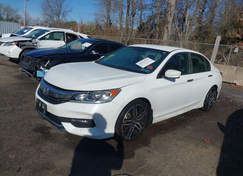 Photo 2 of 2016 Honda Accord SPORT (VIN 1HGCR2F54GA047717)