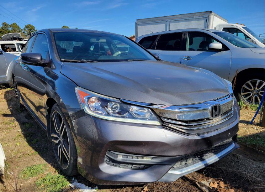 2016 Honda Accord (VIN 1HGCR2F54GA135408) main photo