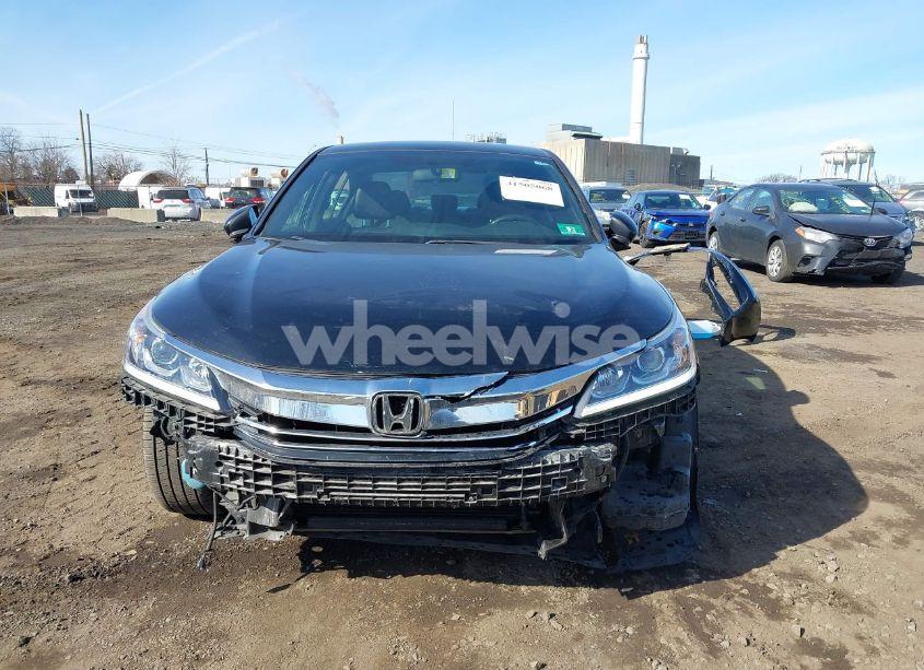 Photo 12 of 2016 Honda Accord SPORT (VIN 1HGCR2F54GA136865)