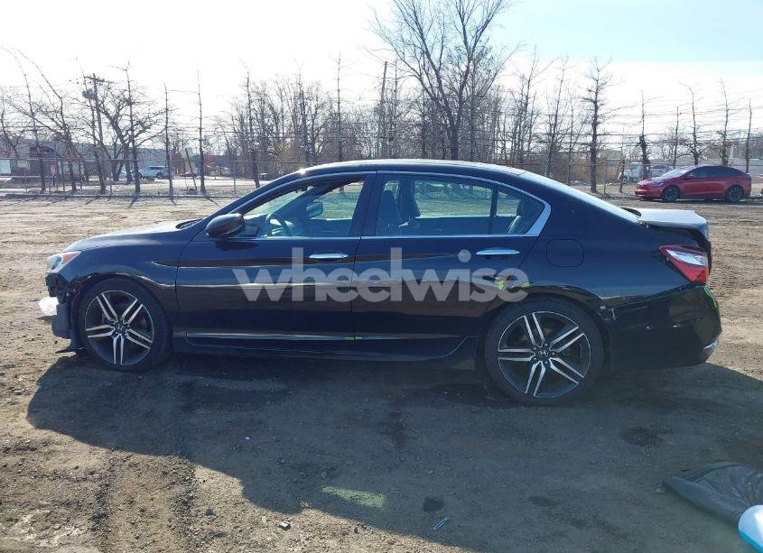 Photo 14 of 2016 Honda Accord SPORT (VIN 1HGCR2F54GA136865)