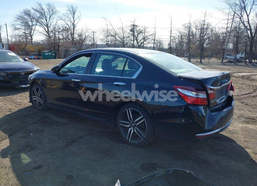 Photo 3 of 2016 Honda Accord SPORT (VIN 1HGCR2F54GA136865)