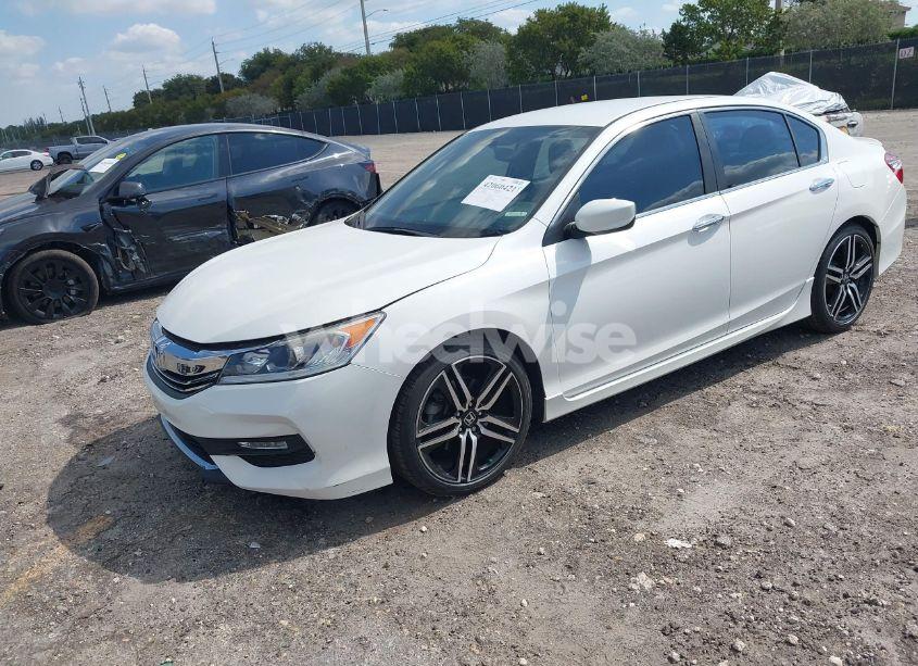 Photo 2 of 2016 Honda Accord SPORT (VIN 1HGCR2F54GA146294)