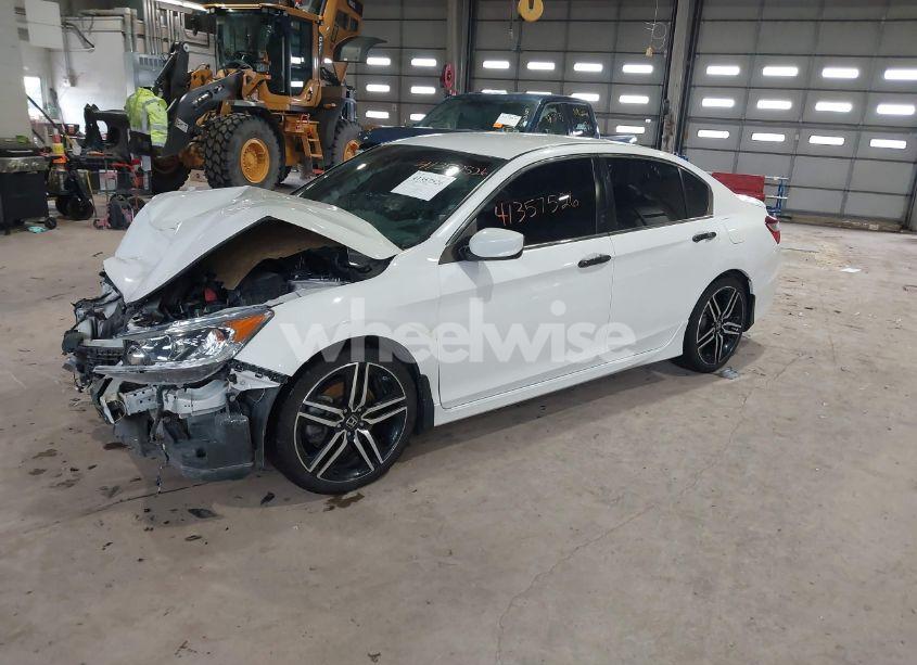 Photo 2 of 2016 Honda Accord SPORT (VIN 1HGCR2F54GA163385)