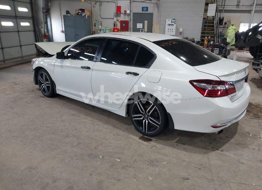 Photo 3 of 2016 Honda Accord SPORT (VIN 1HGCR2F54GA163385)