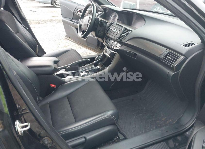 Photo 5 of 2016 Honda Accord SPORT (VIN 1HGCR2F54GA171406)