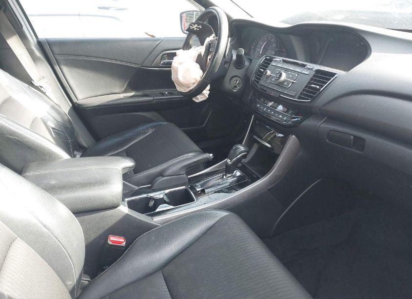 Photo 5 of 2016 Honda Accord SPORT (VIN 1HGCR2F54GA178355)