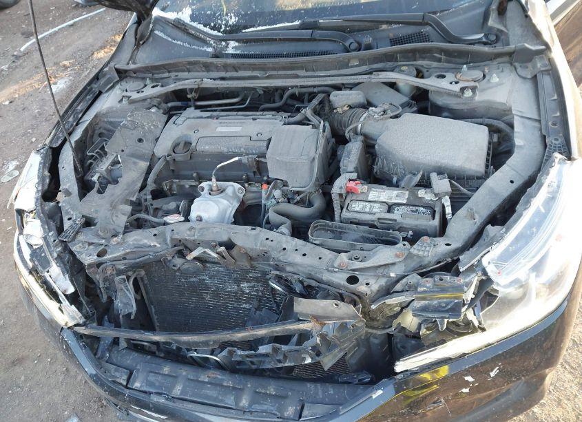 Photo 10 of 2016 Honda Accord SPORT (VIN 1HGCR2F54GA198377)