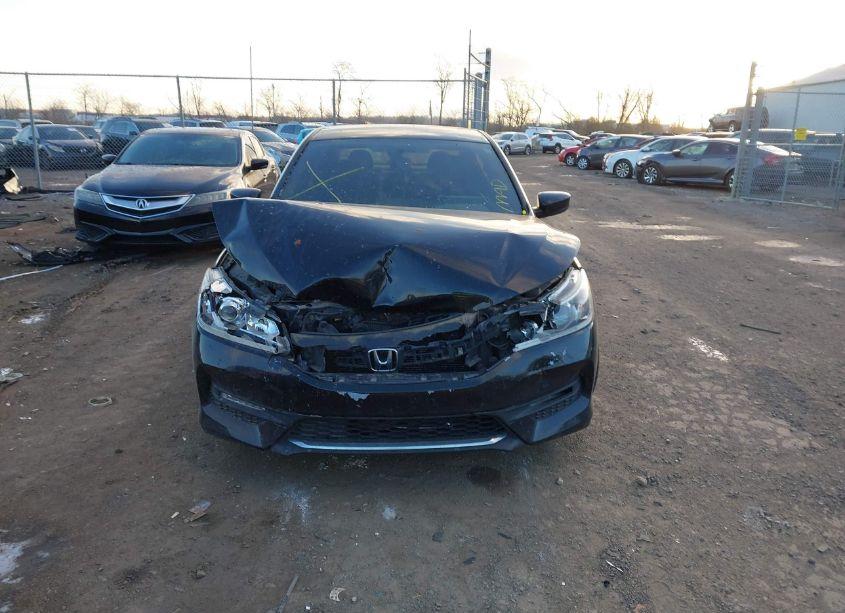 Photo 12 of 2016 Honda Accord SPORT (VIN 1HGCR2F54GA198377)