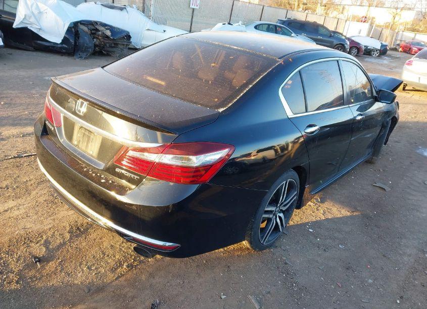 Photo 4 of 2016 Honda Accord SPORT (VIN 1HGCR2F54GA198377)