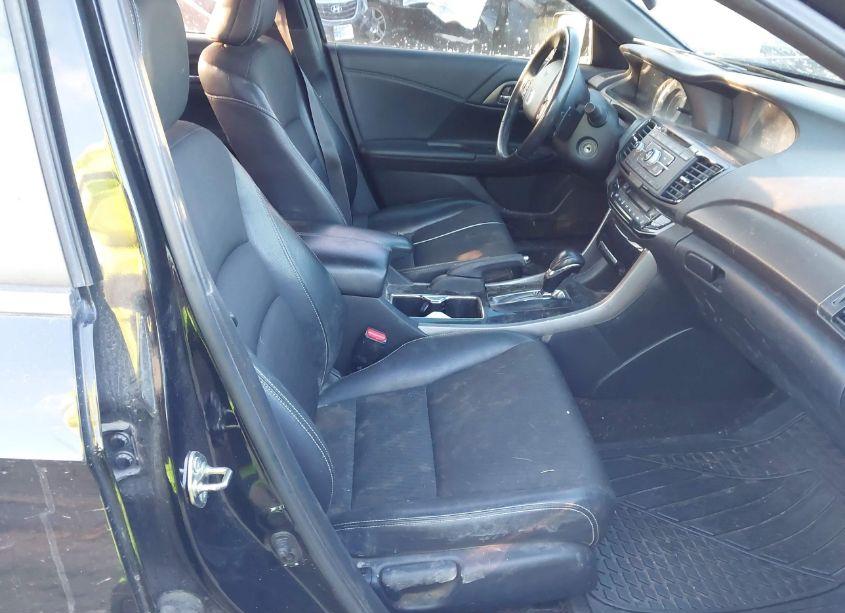 Photo 5 of 2016 Honda Accord SPORT (VIN 1HGCR2F54GA198377)