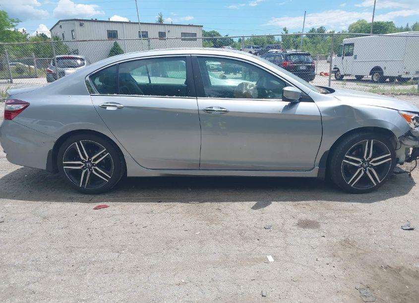 Photo 13 of 2017 Honda Accord SPORT (VIN 1HGCR2F54HA001824)