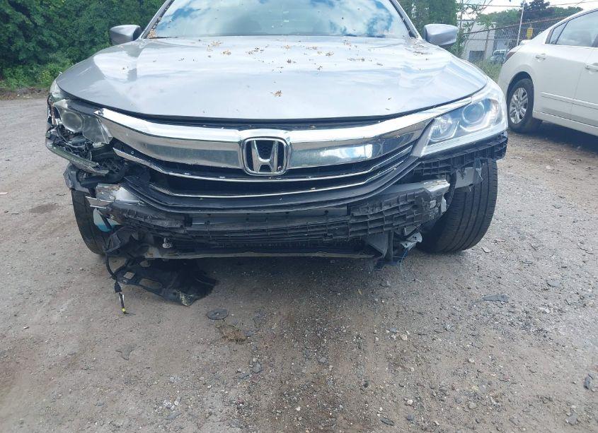 Photo 6 of 2017 Honda Accord SPORT (VIN 1HGCR2F54HA001824)