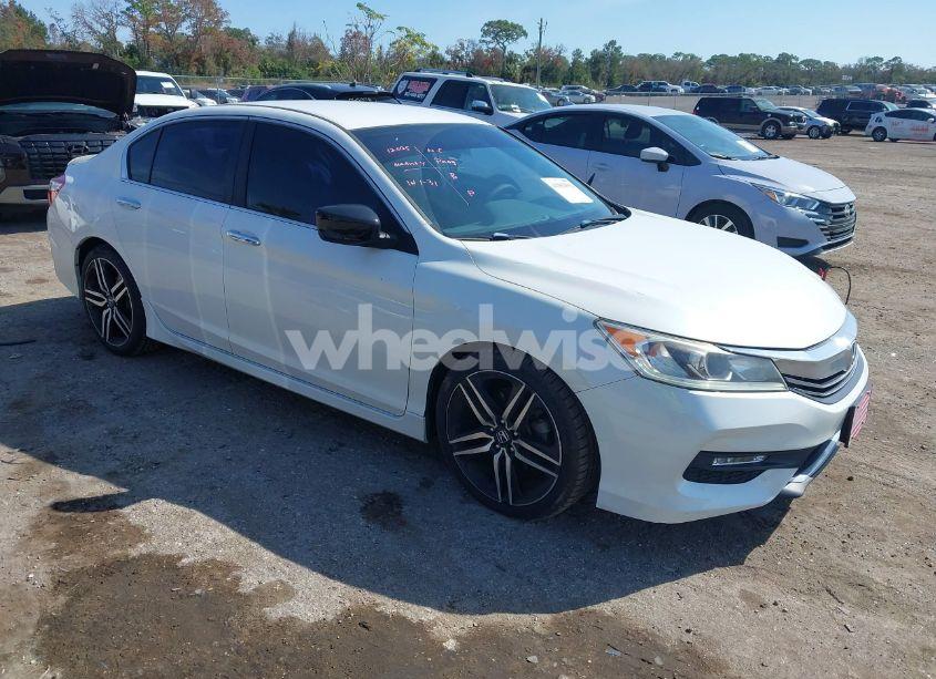 2017 Honda Accord SPORT (VIN 1HGCR2F54HA037786) main photo