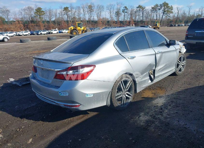 Photo 4 of 2017 Honda Accord SPORT (VIN 1HGCR2F54HA077883)