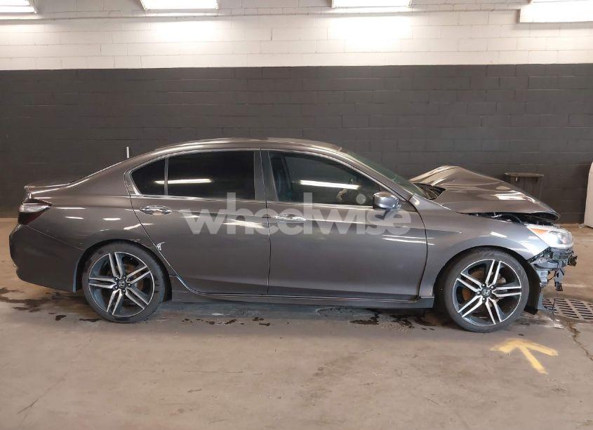 Photo 12 of 2017 Honda Accord SPORT (VIN 1HGCR2F54HA139590)