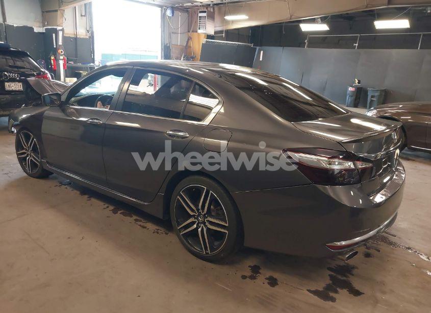 Photo 3 of 2017 Honda Accord SPORT (VIN 1HGCR2F54HA139590)