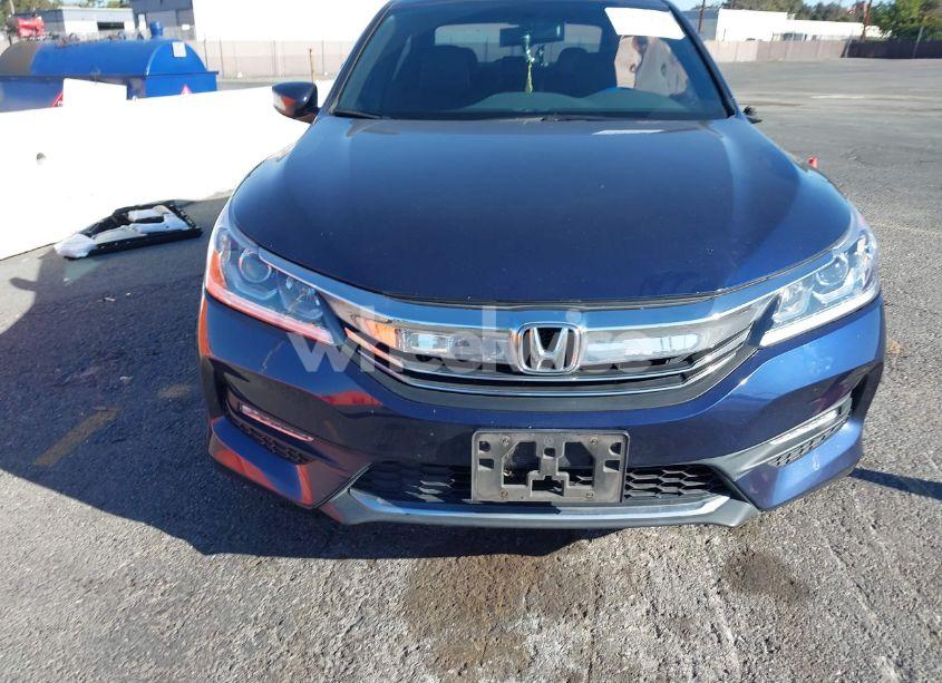 Photo 12 of 2017 Honda Accord SPORT (VIN 1HGCR2F54HA154980)