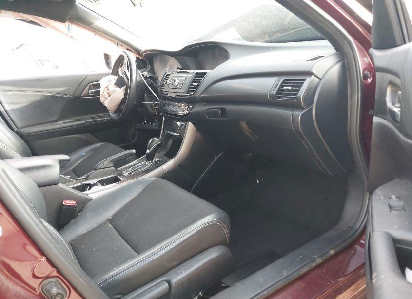 Photo 5 of 2017 Honda Accord SPORT (VIN 1HGCR2F54HA241682)