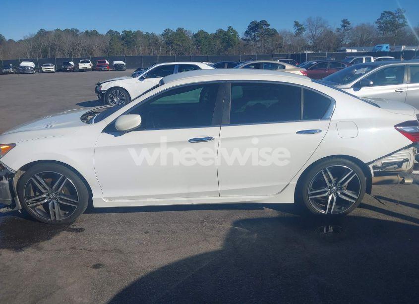 Photo 15 of 2017 Honda Accord SPORT (VIN 1HGCR2F54HA285519)